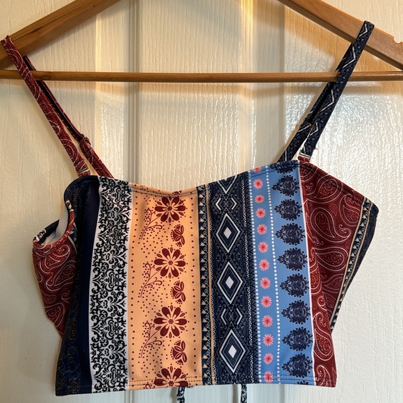 Bikini - Picture 2 of 5